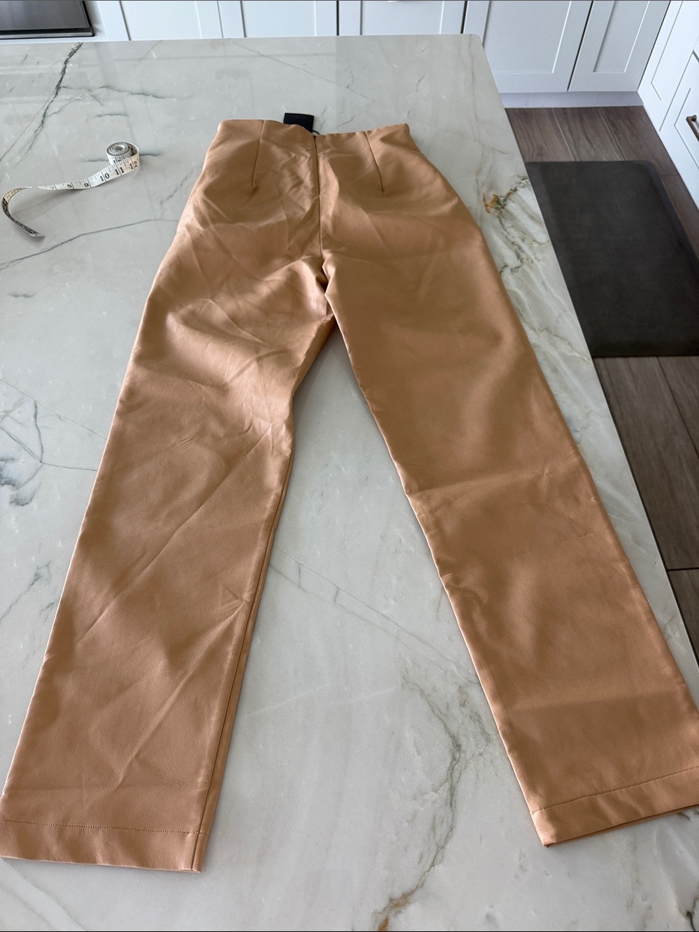 ✨ NBD Sophia Faux Leather Pants in Beige / Champagne ✨ - Picture 7 of 9